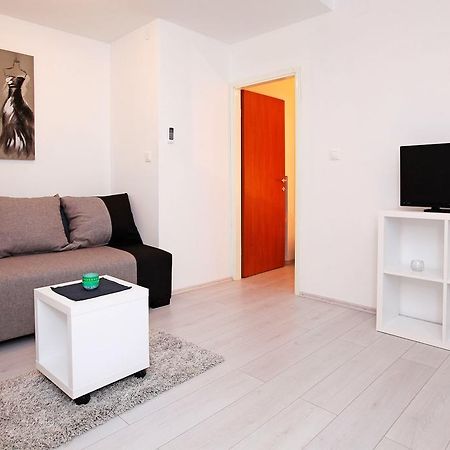 Apartments Park Vela Luka Bilik gambar