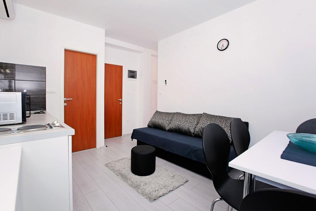 Apartments Park Vela Luka Bilik gambar