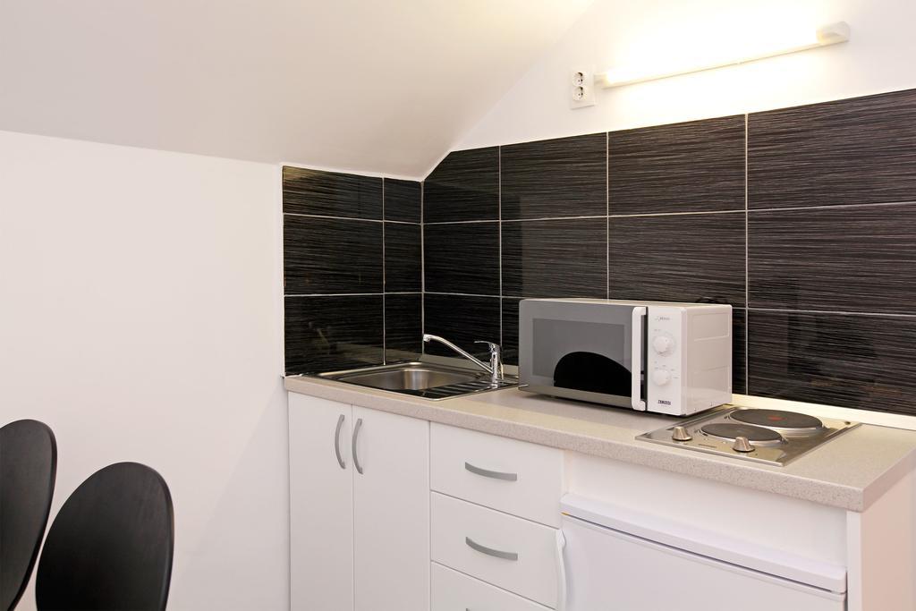 Apartments Park Vela Luka Bilik gambar